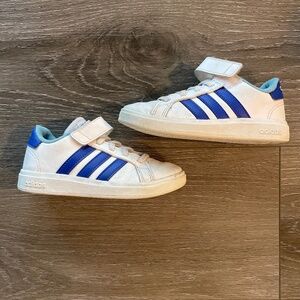 Boys size 11K Adidas Shoes